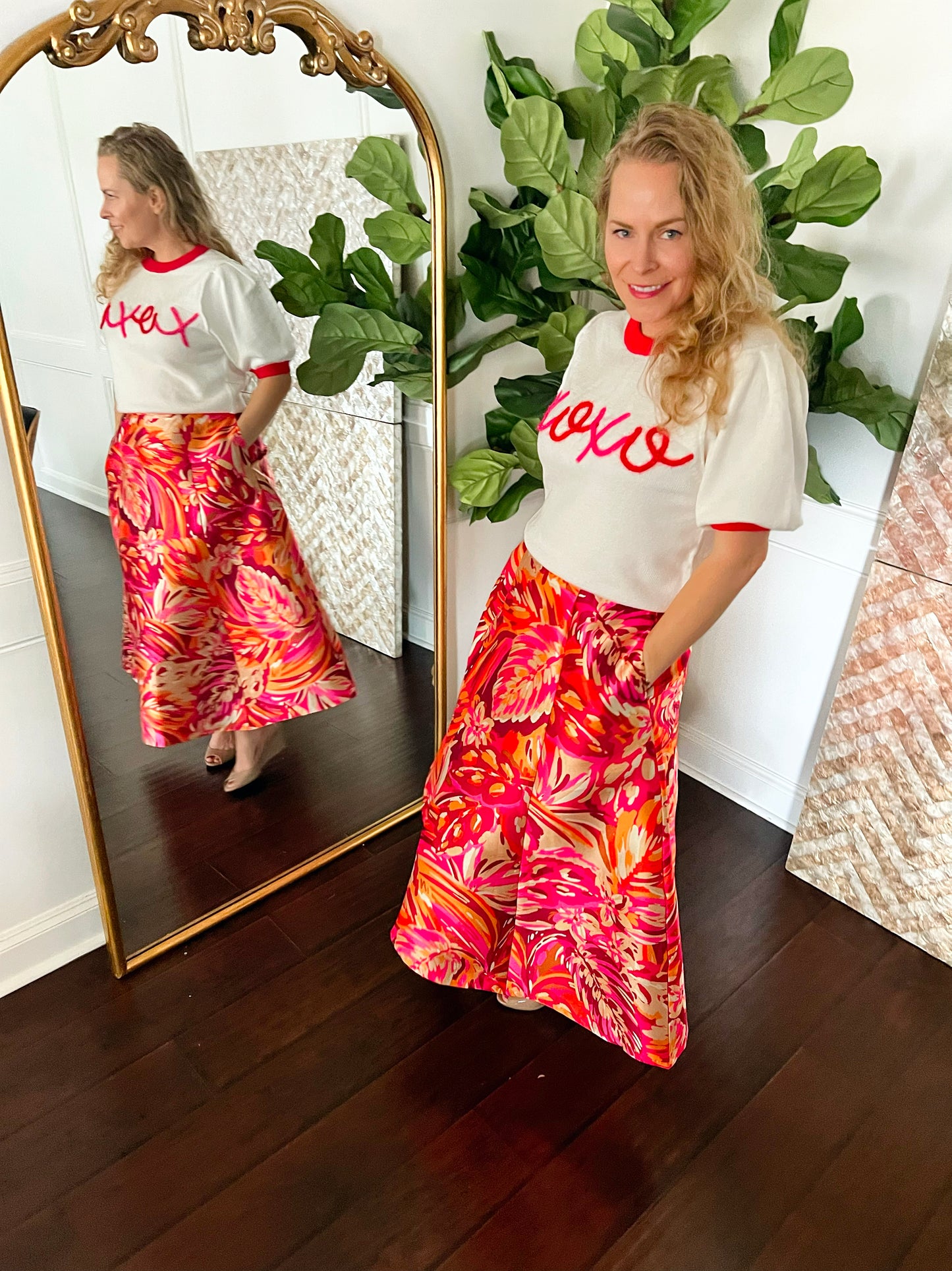 Clearance Affectionate XOXO Sweater Small and Large