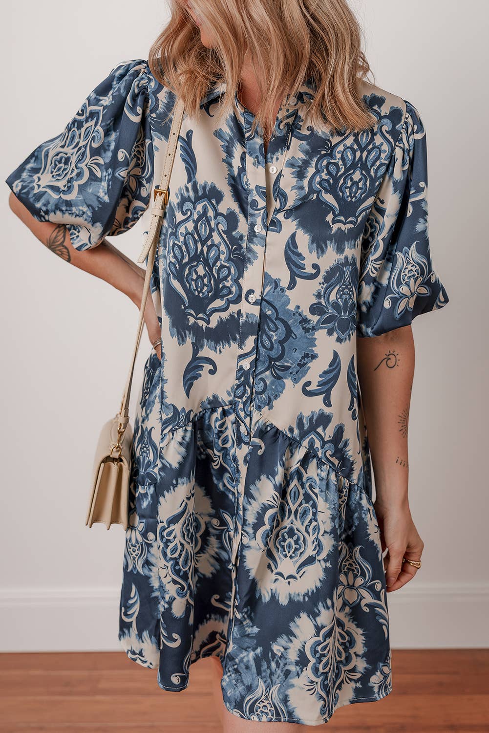 Isabella Chic Dress