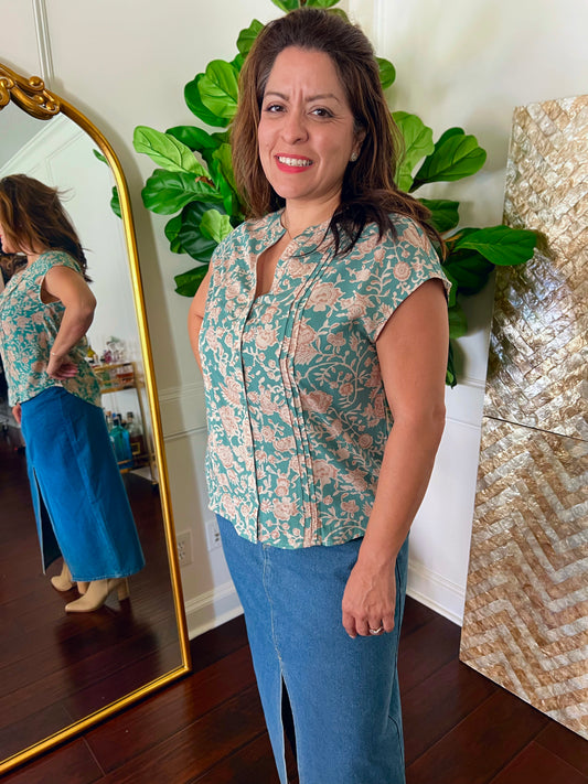 Janie Floral Print Pleated Buttoned V Neck Blouse
