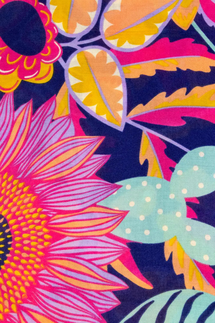 Print Fantasy Floral Scarf - Navy